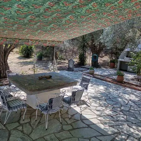 Holiday home Cheerful 3 Bedroom House With Open Fireplace