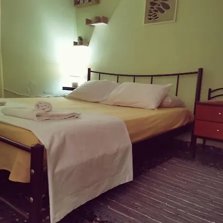 Cheerful 3 Bedroom House With Open Fireplace Afissos