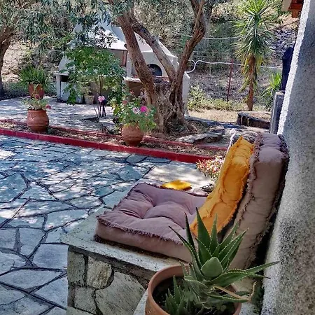 Holiday home Cheerful 3 Bedroom House With Open Fireplace