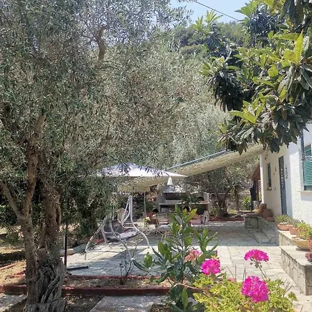 Cheerful 3 Bedroom House With Open Fireplace Holiday home *